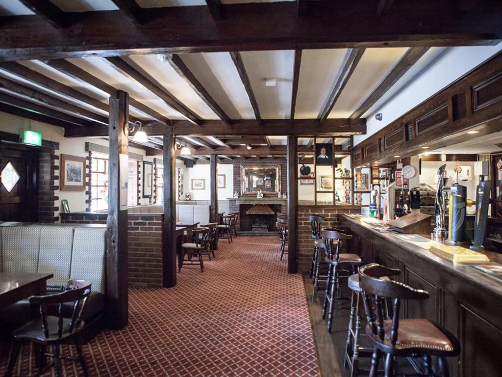 The Crewe Arms Hotel Eksteriør billede